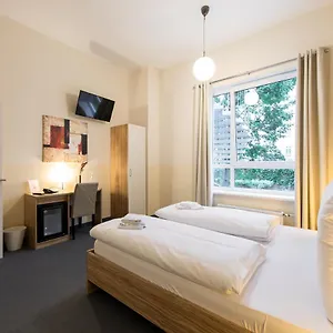 Hotel Nu Wave - Digital Check-in 2025, Berlín